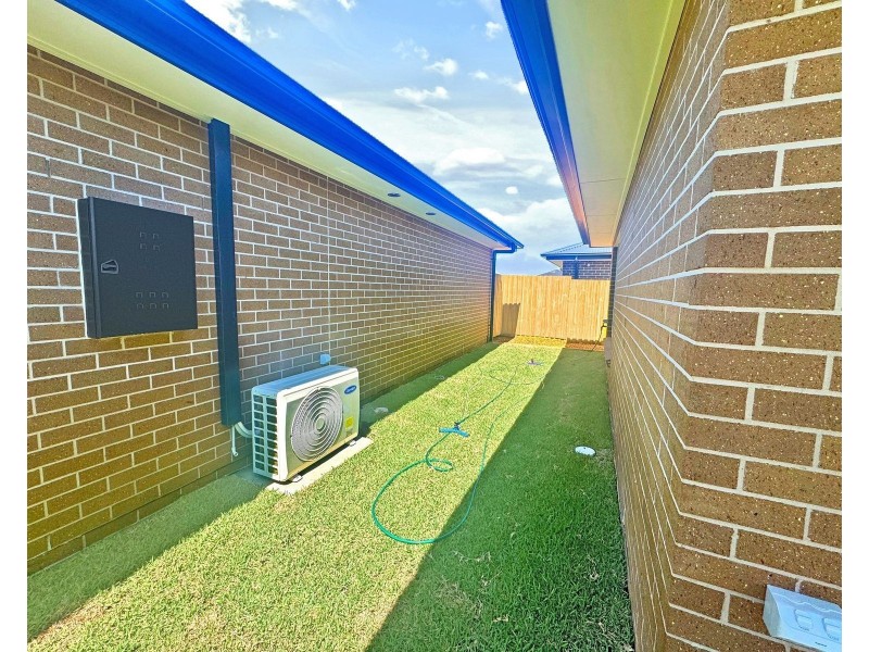 40 Wattawan Crescent, Anambah NSW 2320