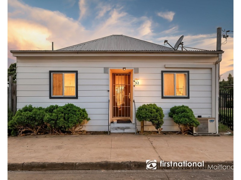 52 Hunter Street, Horseshoe Bend NSW 2320