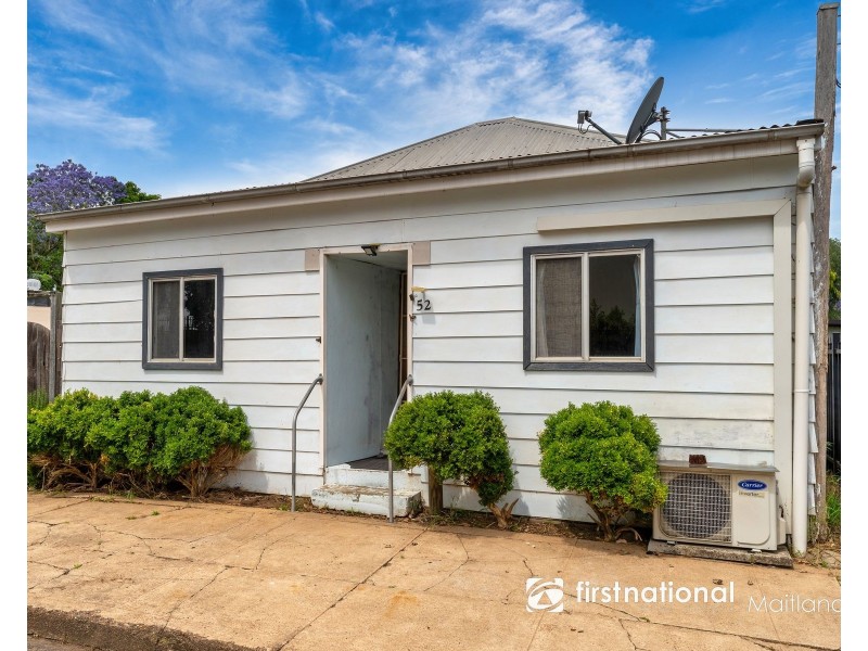 52 Hunter Street, Horseshoe Bend NSW 2320