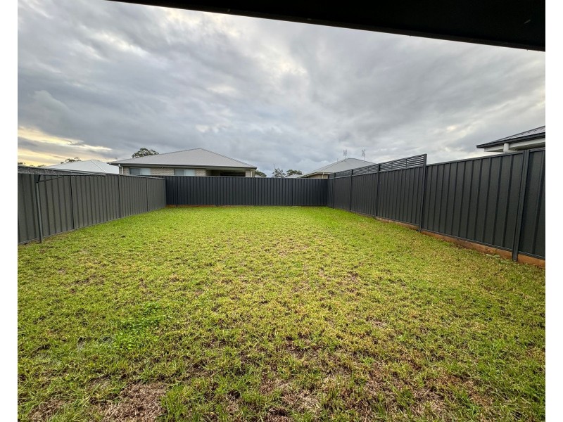 2/7 Quintero Close, Heddon Greta NSW 2321