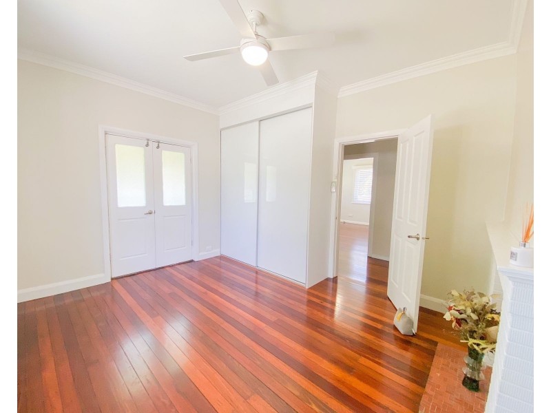 10 Robins Street, Horseshoe Bend NSW 2320