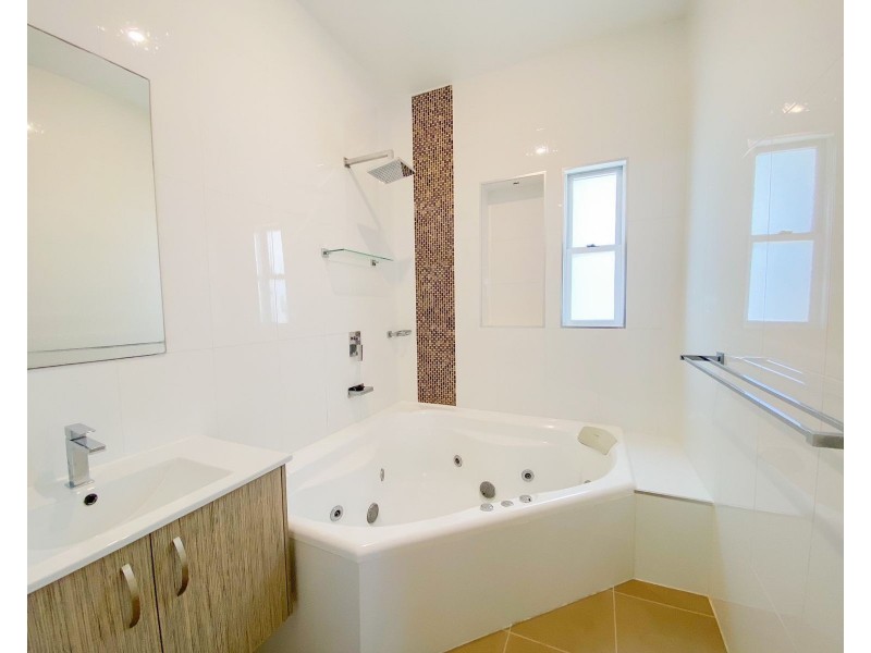 10 Robins Street, Horseshoe Bend NSW 2320