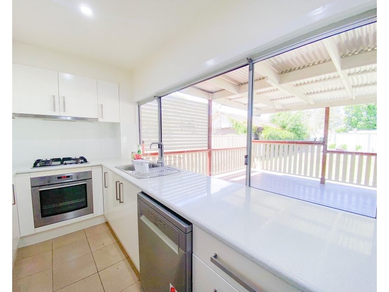 10 Robins Street, Horseshoe Bend NSW 2320