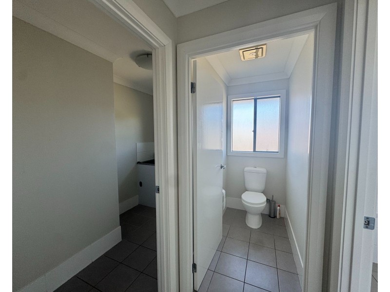 17 Polaris Avenue, Cameron Park NSW 2285