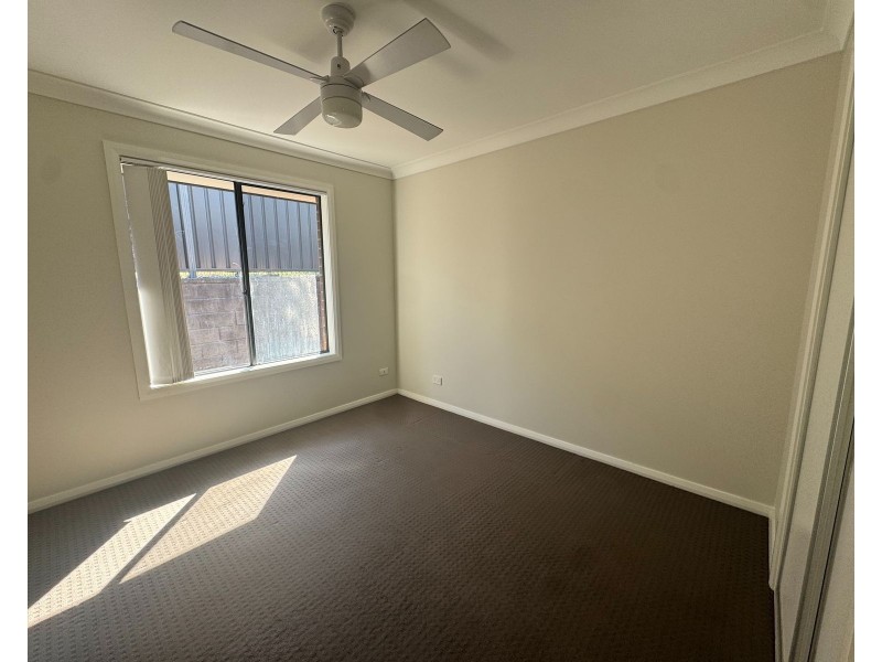 17 Polaris Avenue, Cameron Park NSW 2285