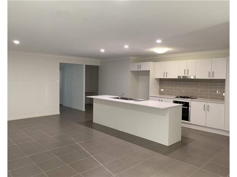 4 Arrowfield Street, Cliftleigh NSW 2321