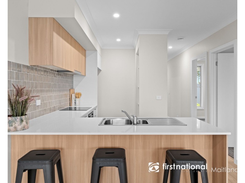 17 & 17A Waterworks Road, Rutherford NSW 2320