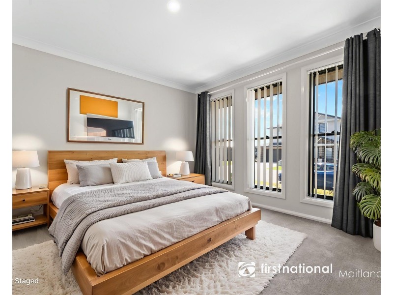 1 & 2/7 Quintero Close, Heddon Greta NSW 2321
