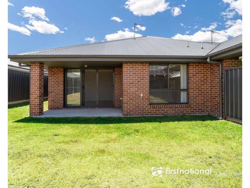 1 & 2/7 Quintero Close, Heddon Greta NSW 2321
