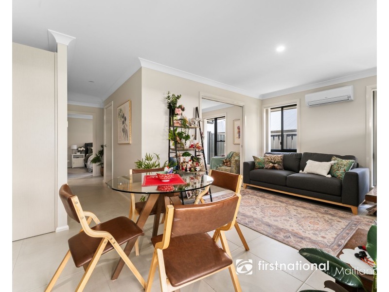 1 & 2/7 Quintero Close, Heddon Greta NSW 2321