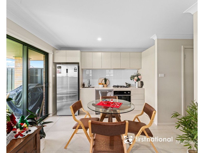 1 & 2/7 Quintero Close, Heddon Greta NSW 2321