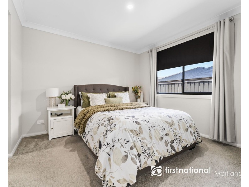 1 & 2/7 Quintero Close, Heddon Greta NSW 2321