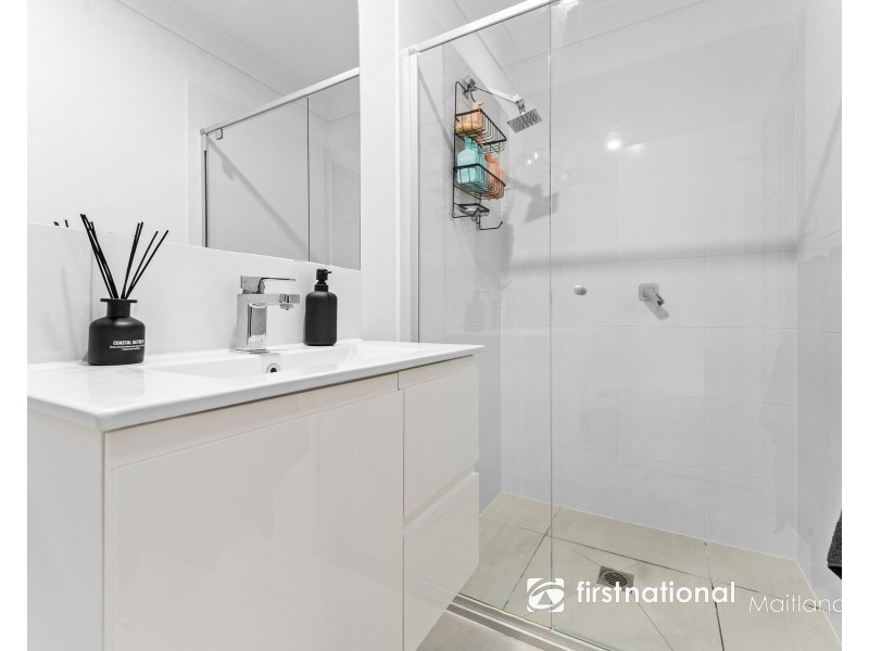1 & 2/7 Quintero Close, Heddon Greta NSW 2321