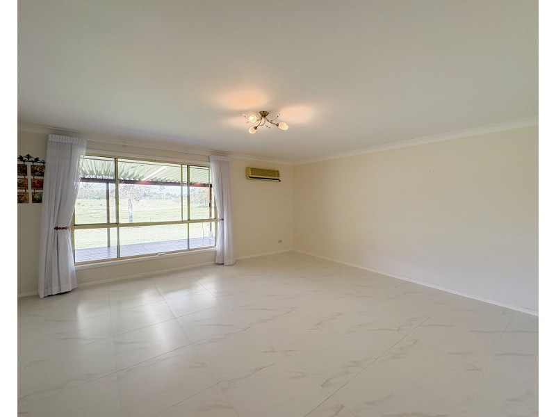 6 South Willards Lane, Oakhampton Heights NSW 2320