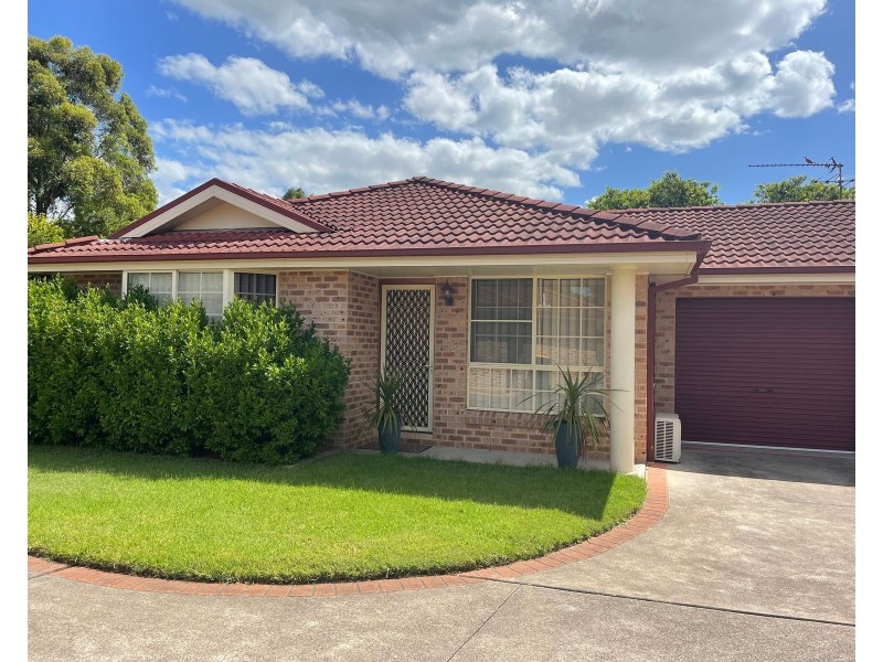 4/14 Justine Parade, Rutherford NSW 2320