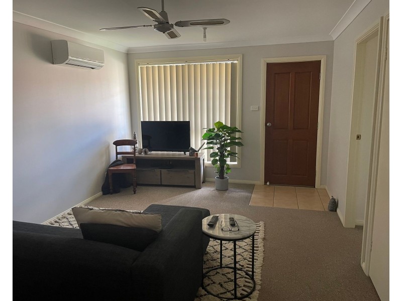 4/14 Justine Parade, Rutherford NSW 2320