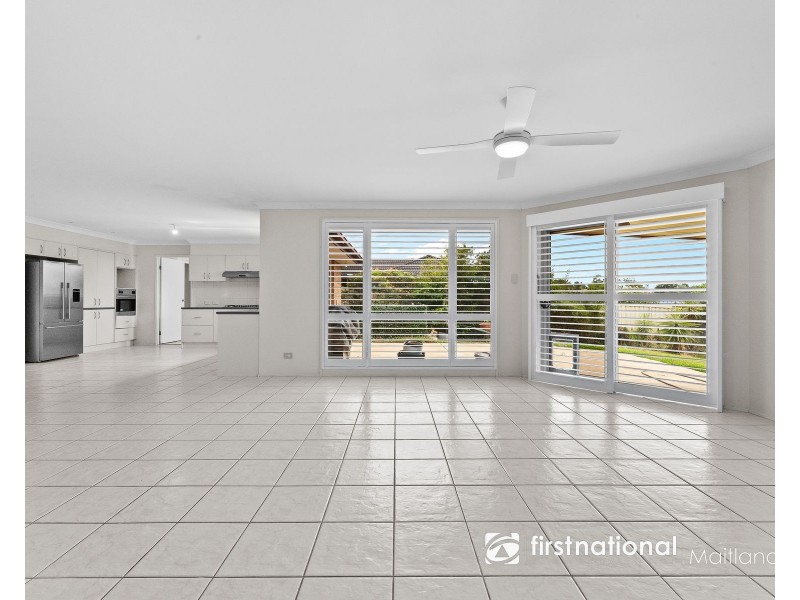 77 Budgeree Drive, Aberglasslyn NSW 2320