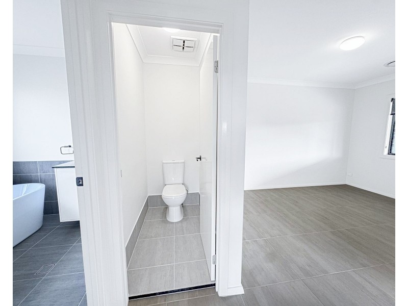 39 Birch Grove, Aberglasslyn NSW 2320