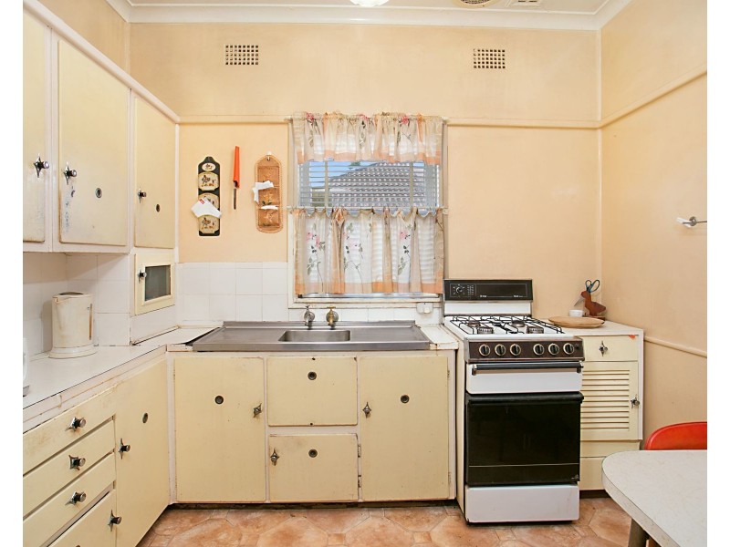 7 Kenneth Street, East Maitland NSW 2323