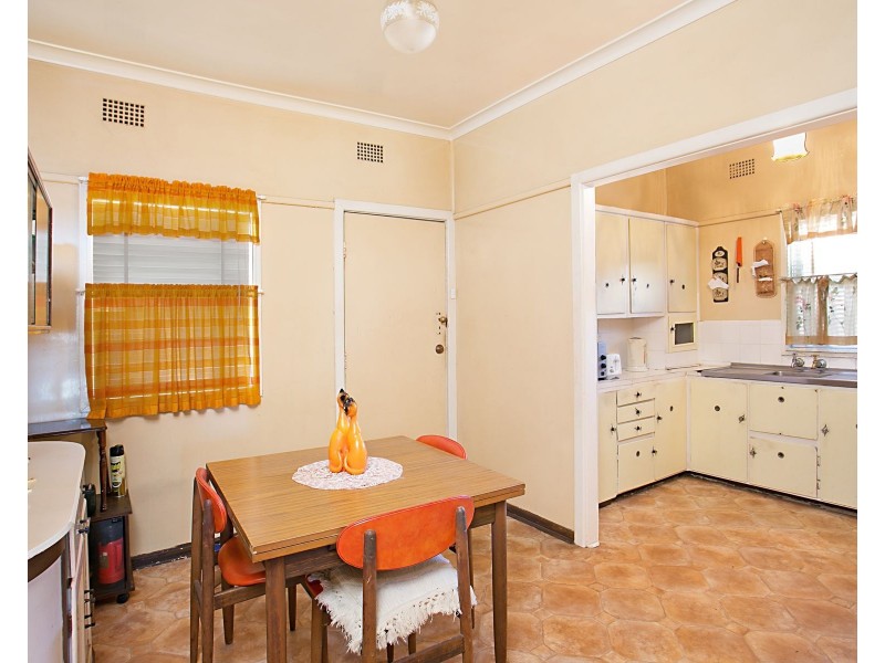 7 Kenneth Street, East Maitland NSW 2323