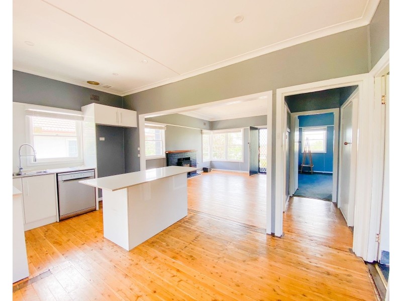 7 Kenneth Street, East Maitland NSW 2323