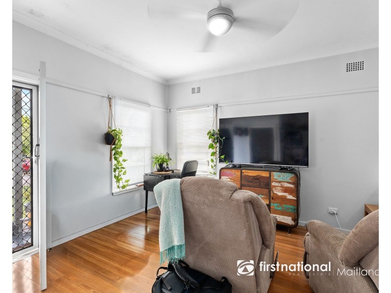 82 Gillies Street, Rutherford NSW 2320