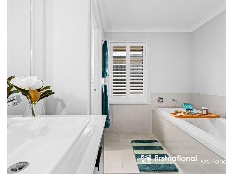 17 Medlar Circuit, Gillieston Heights NSW 2321