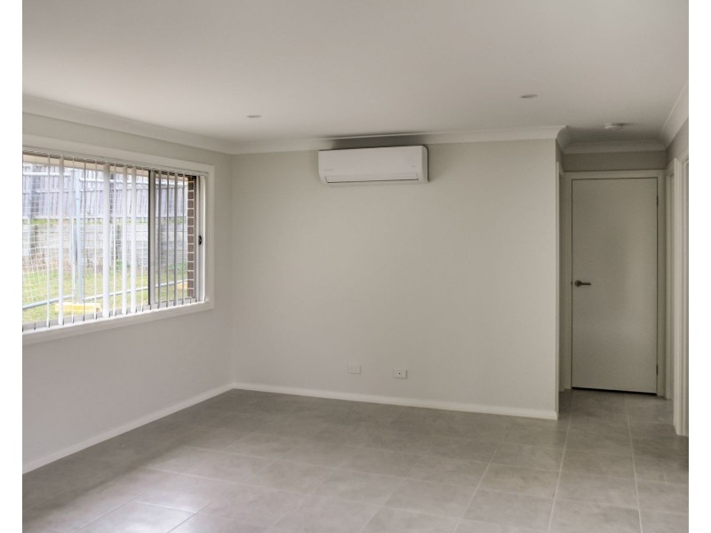 33A McKeachie Drive, Aberglasslyn NSW 2320