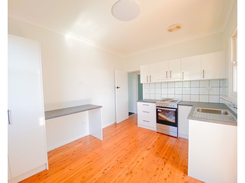 6 Joan Street, Rutherford NSW 2320