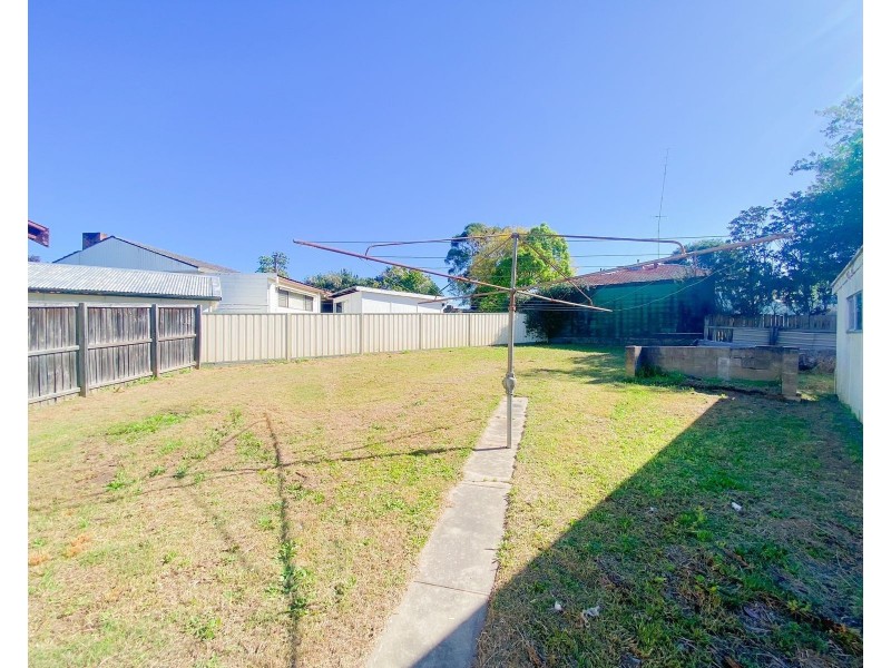 6 Joan Street, Rutherford NSW 2320
