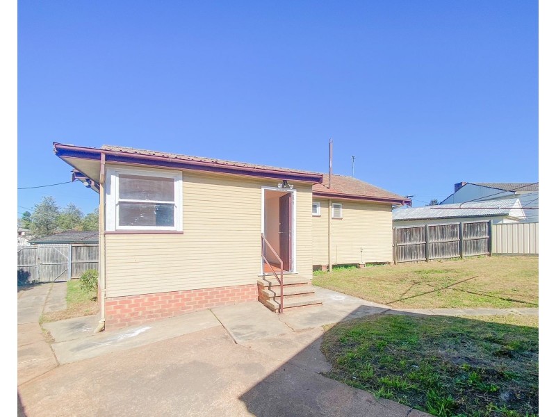 6 Joan Street, Rutherford NSW 2320