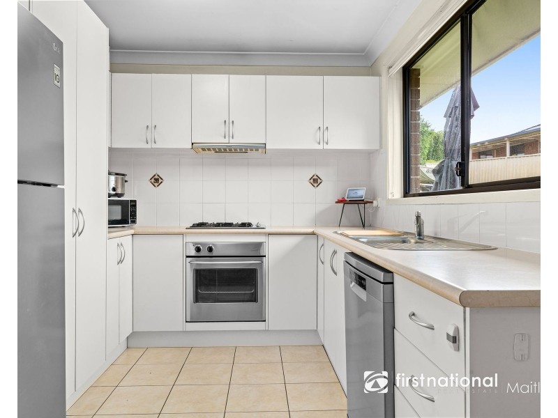 8 Joseph Close, Rutherford NSW 2320