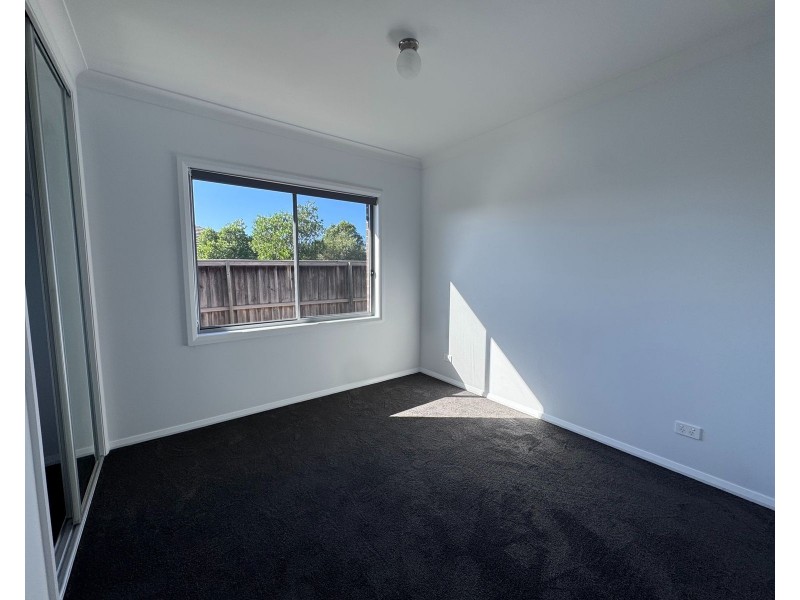 1/34 Grasshawk Drive, Chisholm NSW 2322