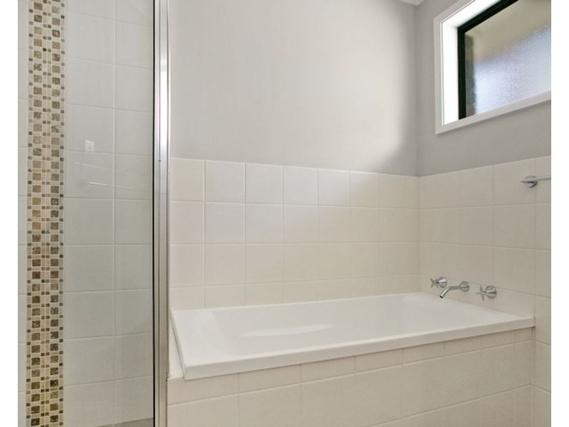 43 Clarence Street, Tenambit NSW 2323