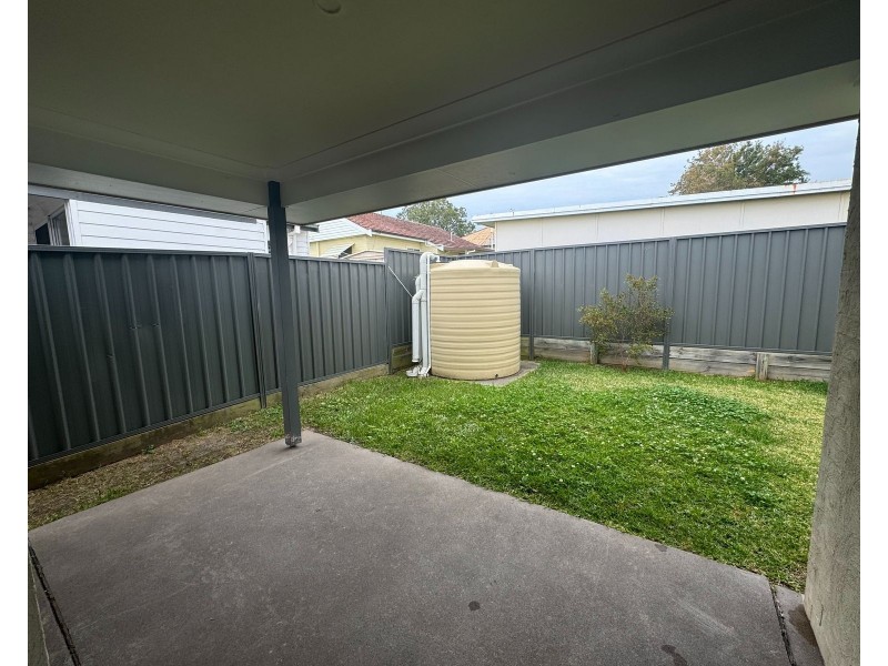 1/13 Fourth Avenue, Rutherford NSW 2320