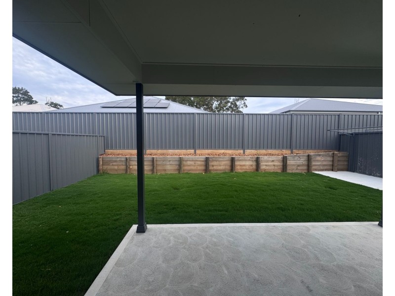 12 Beryl Drive, Rutherford NSW 2320