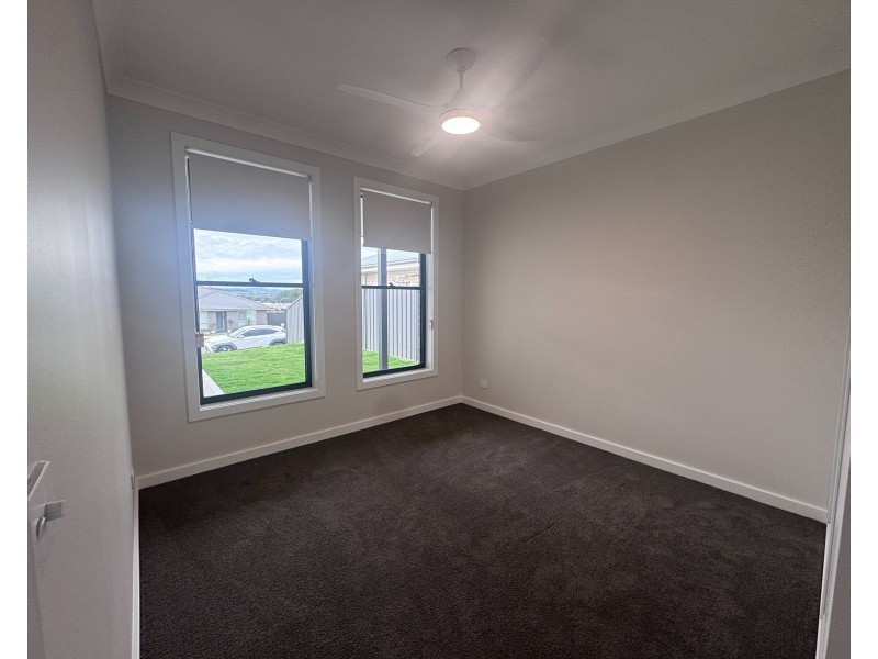 12A Beryl Drive, Rutherford NSW 2320