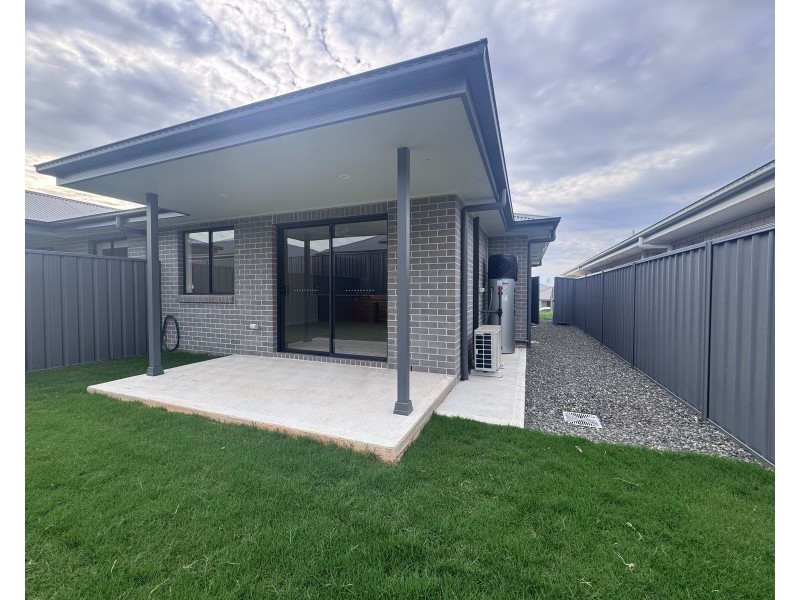 12A Beryl Drive, Rutherford NSW 2320