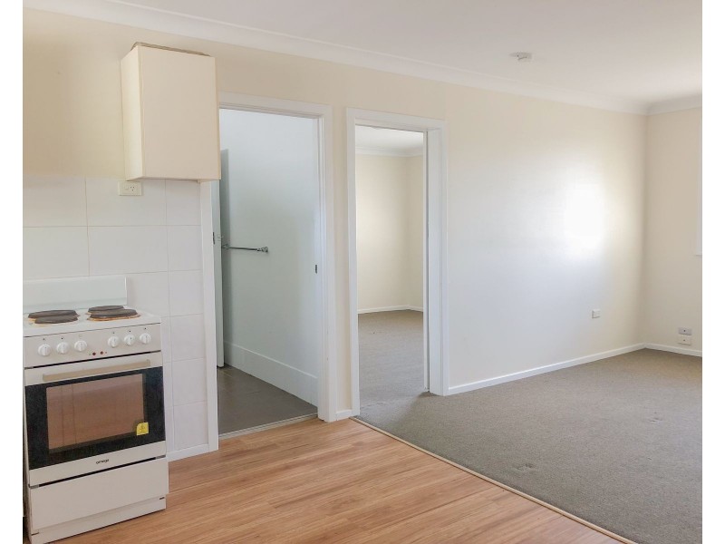 8/235 New England Highway, Rutherford NSW 2320