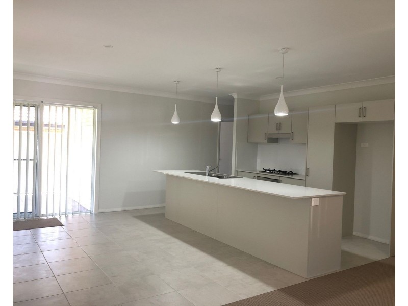 2 Ellie Avenue, Raworth NSW 2321