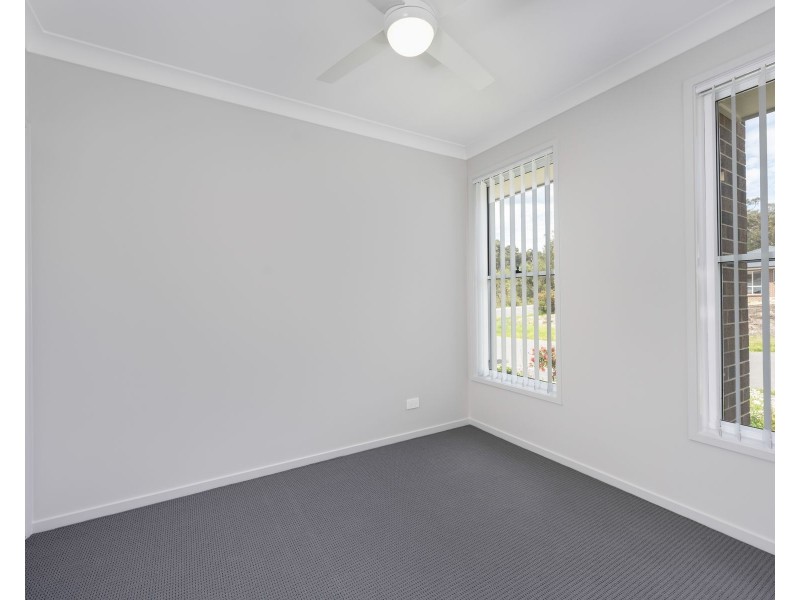 2/9 CINNAMON WAY, Morisset NSW 2264