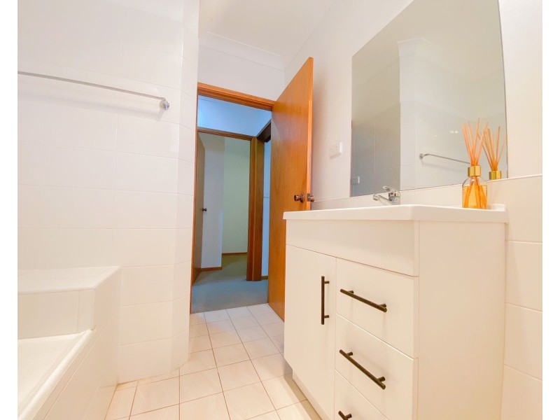 24 Wallis Street, East Maitland NSW 2323