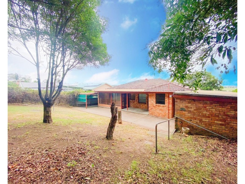 24 Wallis Street, East Maitland NSW 2323