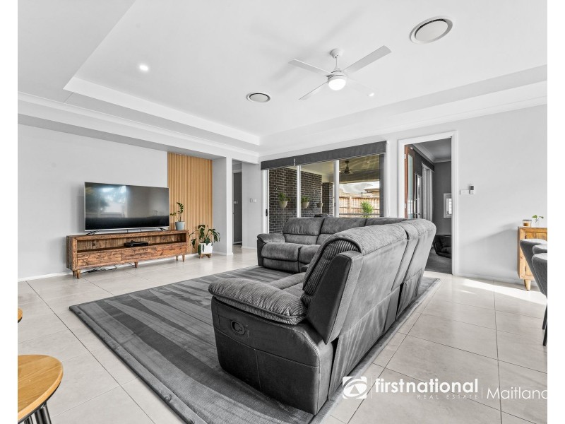 57A MCKEACHIE DRIVE, Aberglasslyn NSW 2320