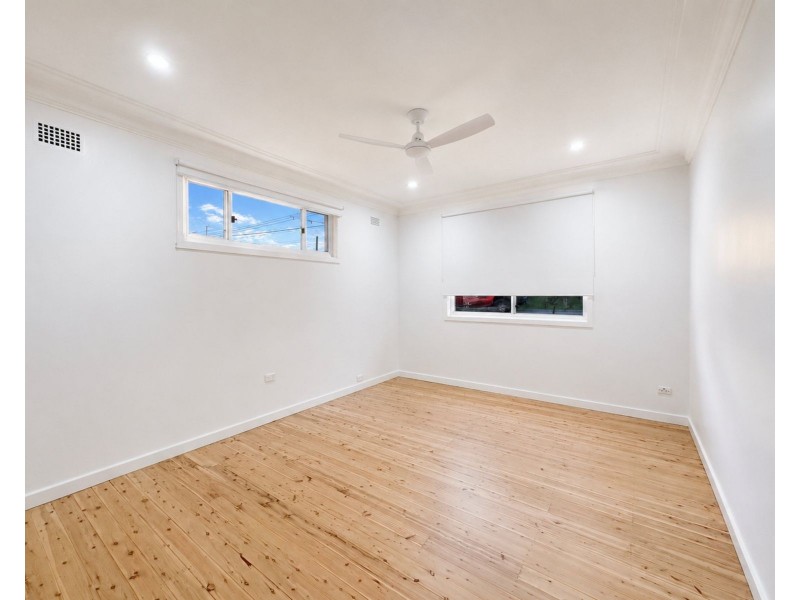 70 Porter Avenue, East Maitland NSW 2323