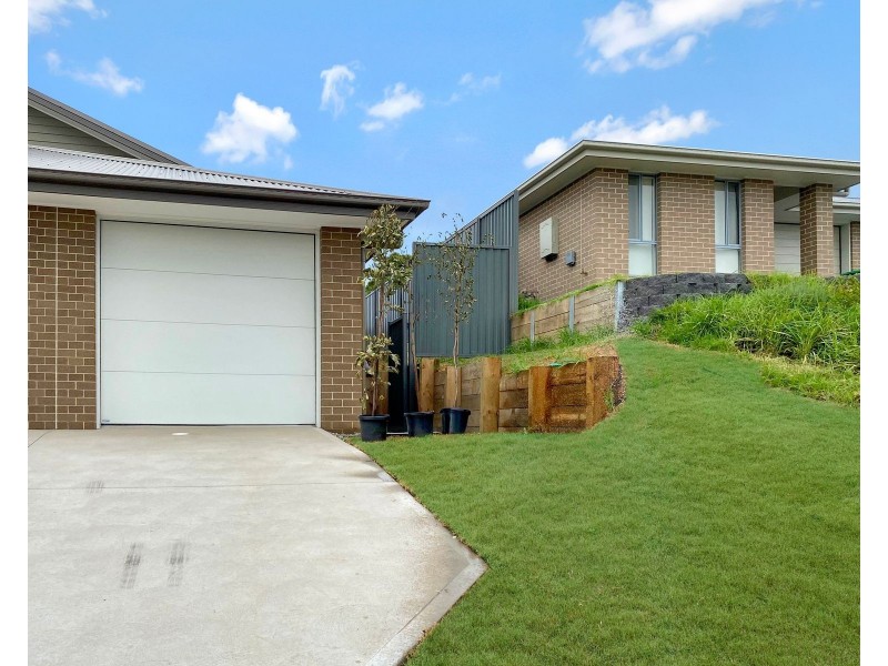 2/74 Ardennes Circuit, Gillieston Heights NSW 2321