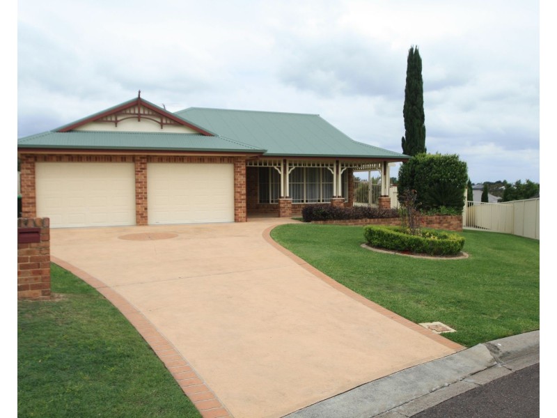13 Caitlin Close, Bolwarra Heights NSW 2320