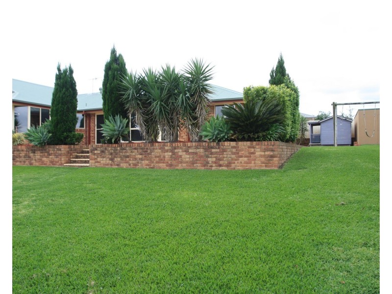13 Caitlin Close, Bolwarra Heights NSW 2320