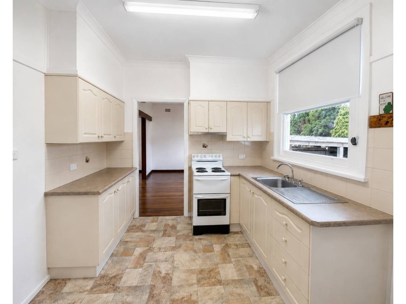 11 Woodberry Street, Rutherford NSW 2320