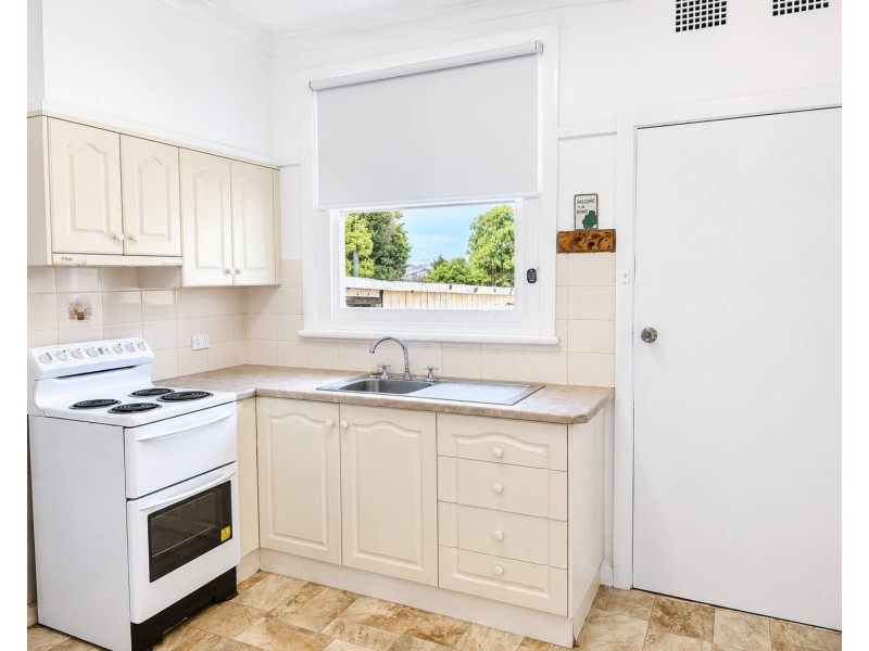 11 Woodberry Street, Rutherford NSW 2320